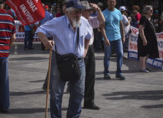Ποιοι συνταξιούχοι θα δουν αυξήσεις έως 100 ευρώ από το 2019