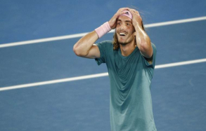 Ντουμπάι: Στον τελικό ο Τσιτσιπάς – Στο Top 10 της παγκόσμιας κατάταξης